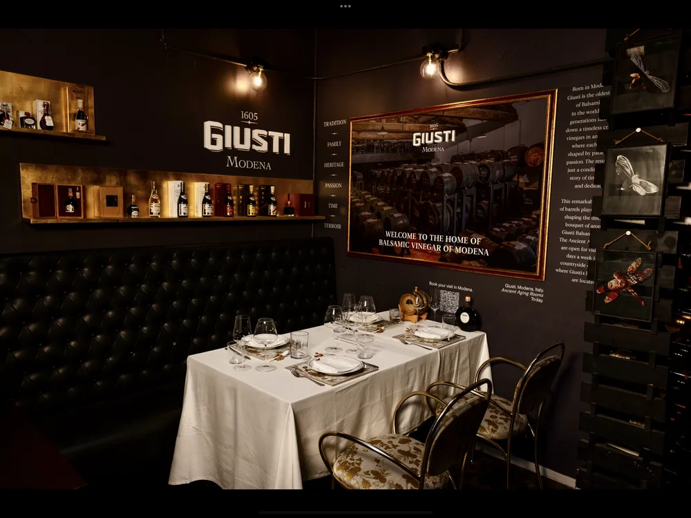 Lucciola Italian Restaurant — photo 56