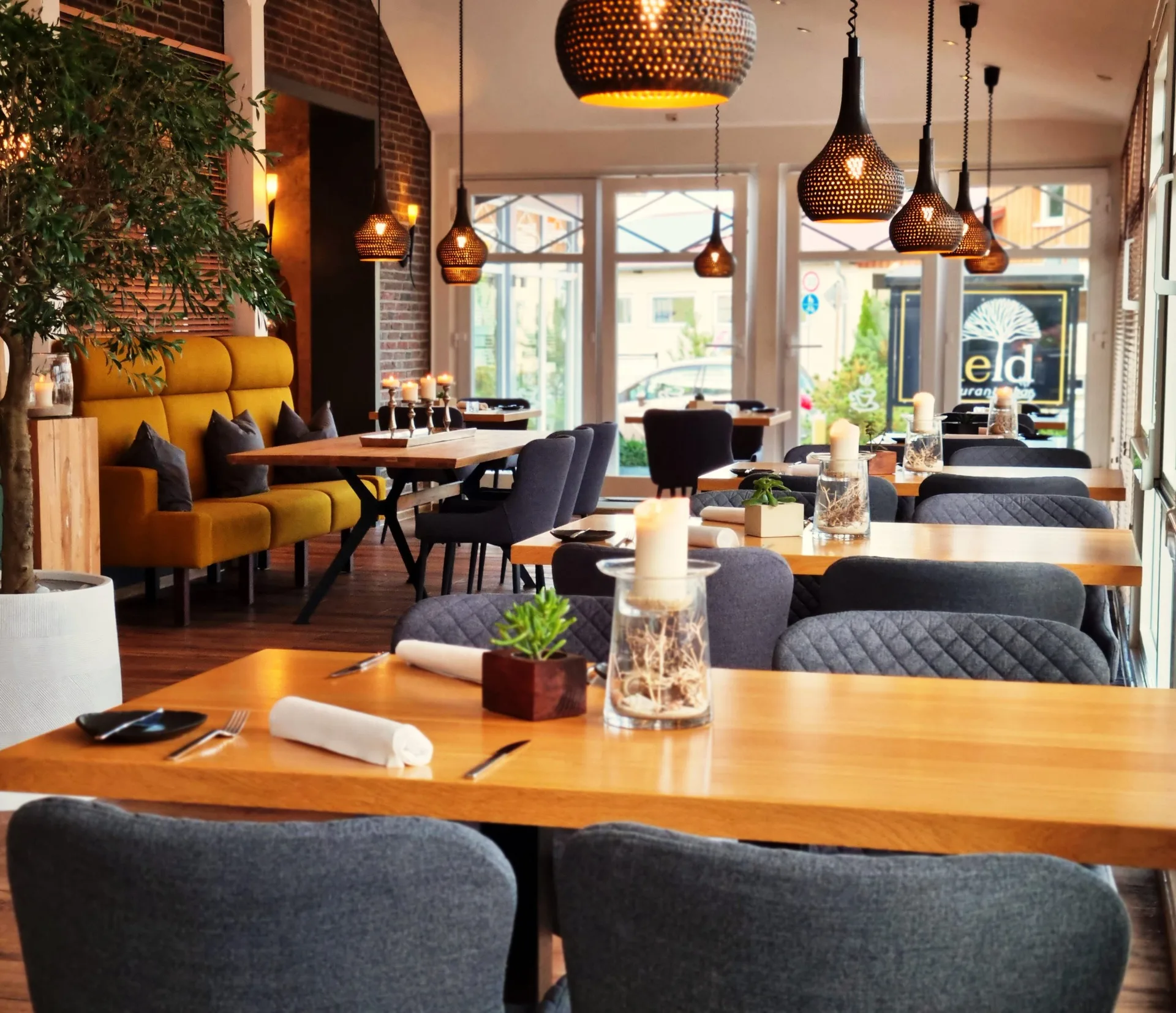 Restaurant Field — photo 53