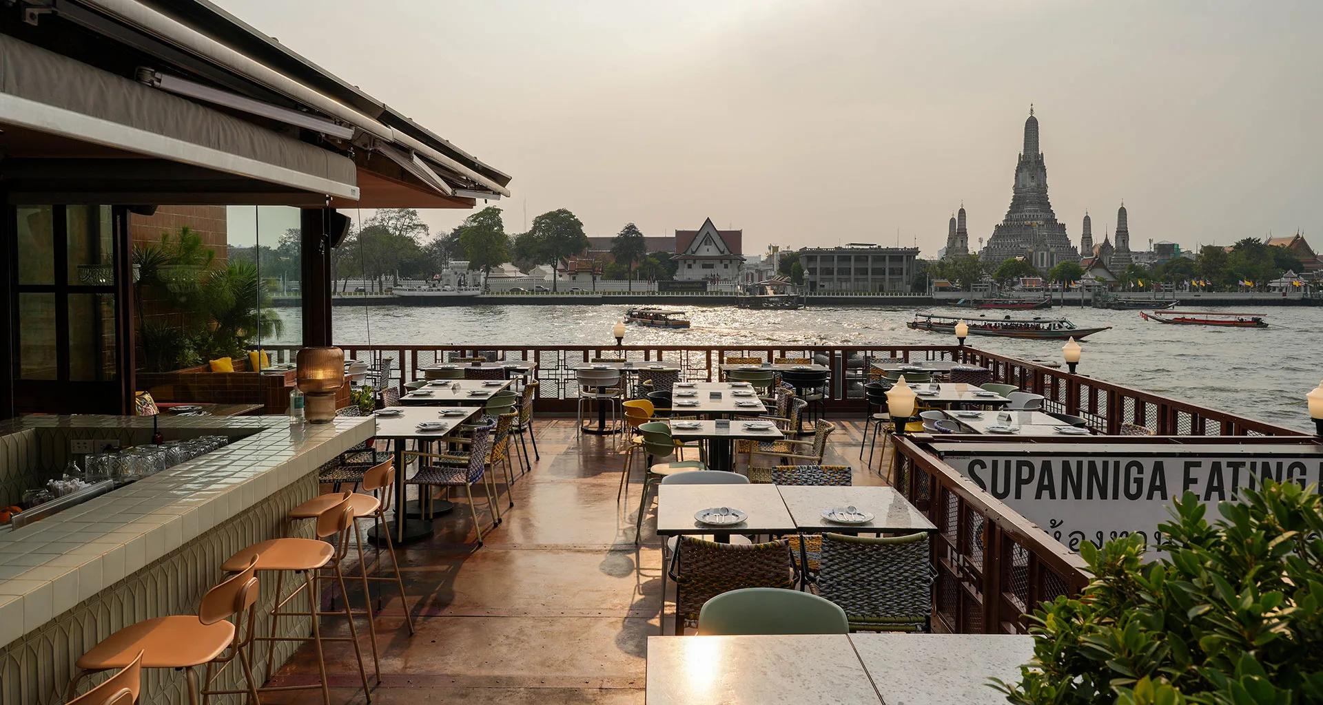 Supanniga Eating Room (Phra Nakhon) — photo 4