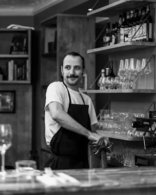 Au Trou Gascon — kitchen