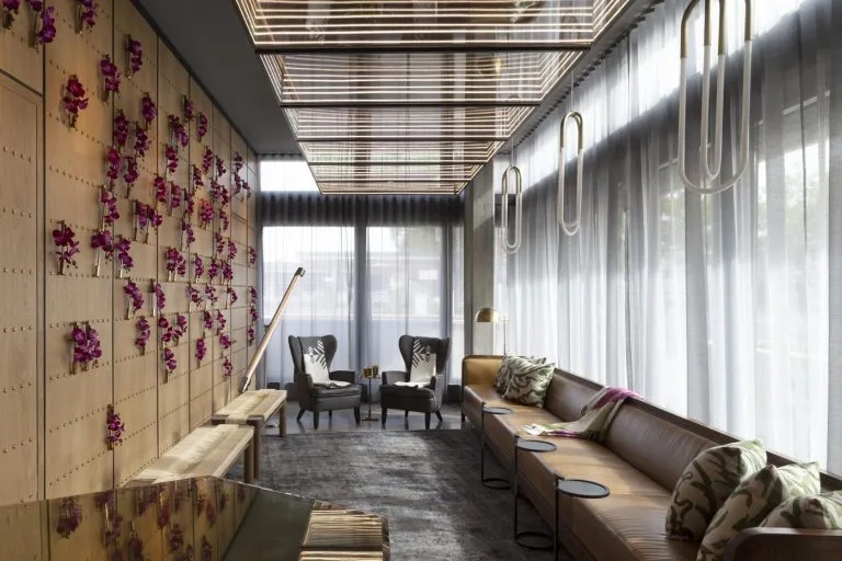 Oak + Violet Restaurant — photo 19