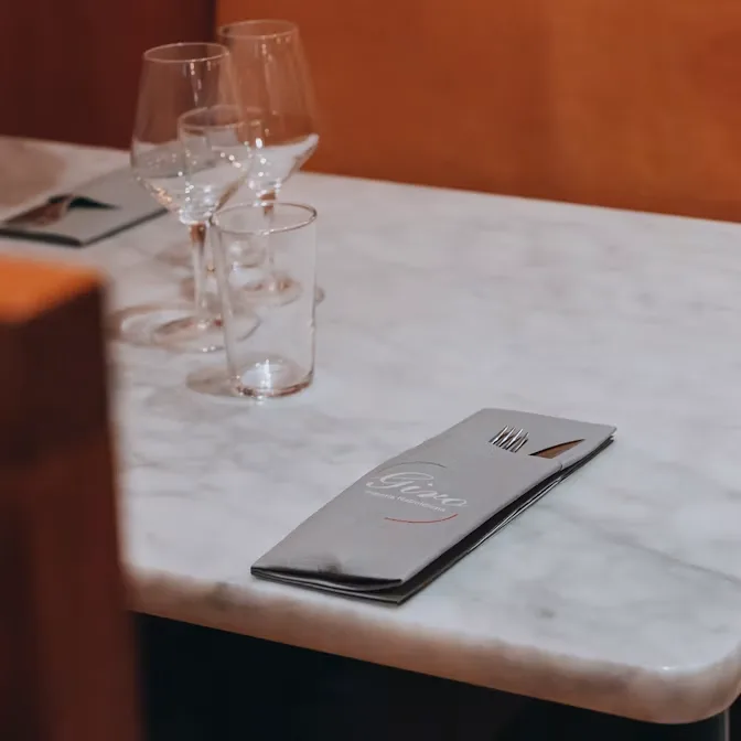 Giro Pizzeria — atmosphere