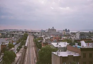 6 Restaurant — atmosphere
