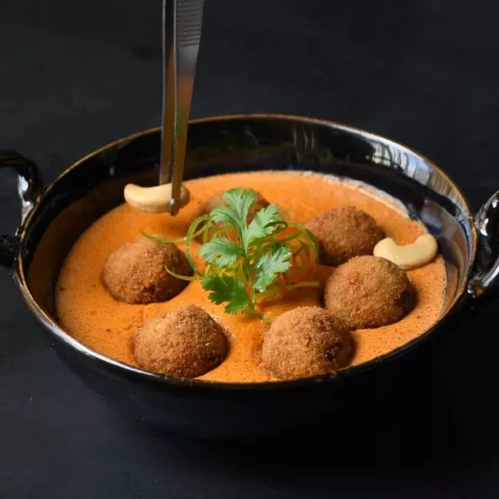 Rasoi by Vineet - Mövenpick Hotel Tahlia Jeddah — photo 19