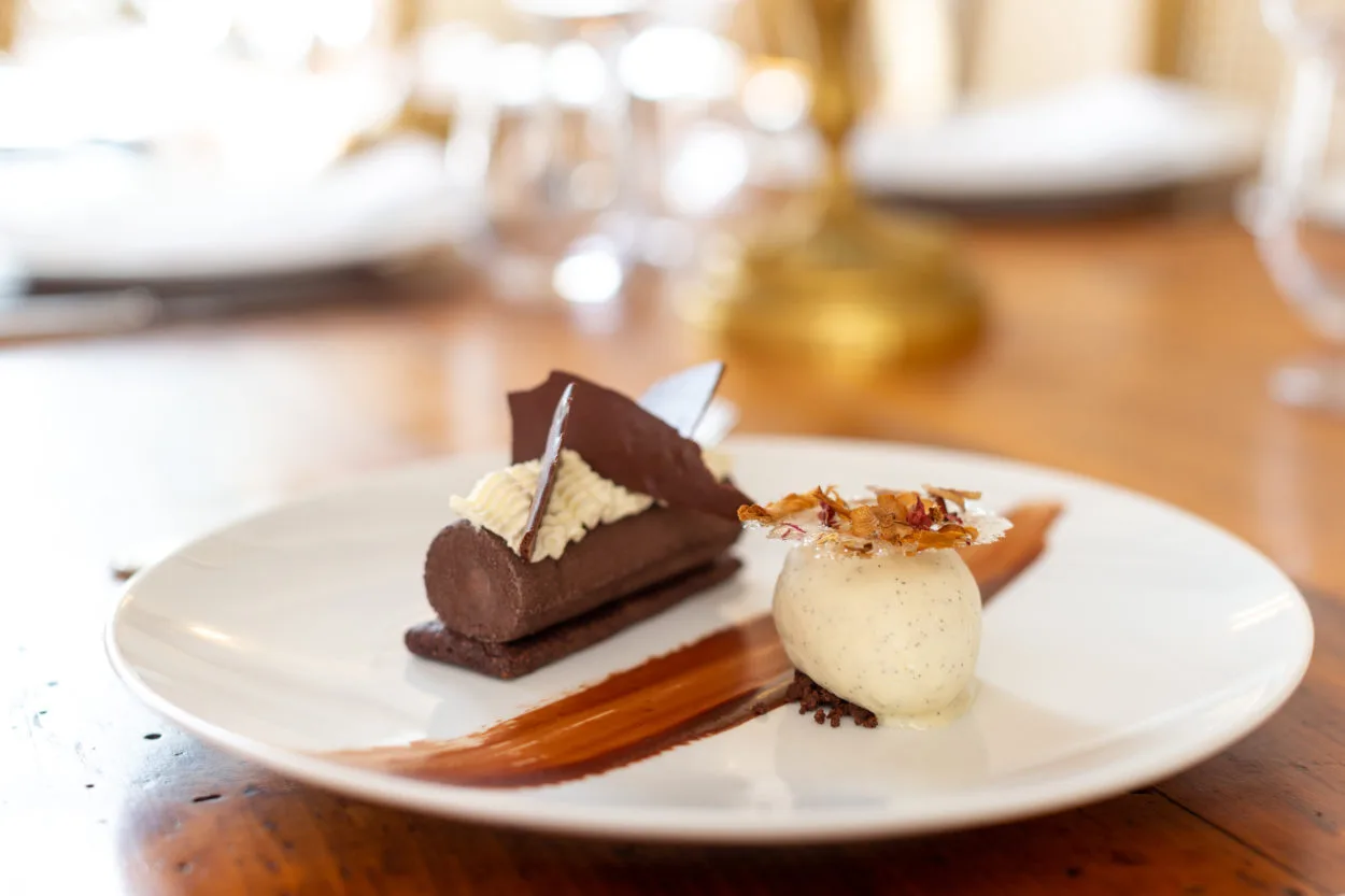 Le Lucé — food