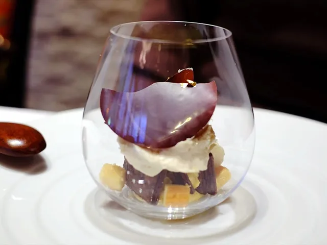 Pont d'Or Inno — food