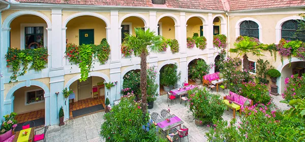 Prandtauerhof Gutshofrestaurant — photo 91