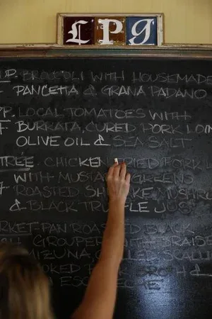 La Petite Grocery — photo 16
