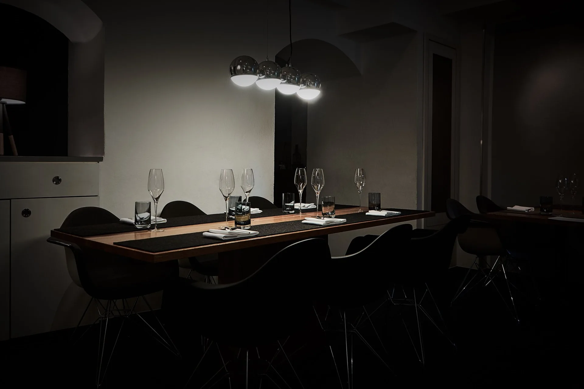 Showroom — photo 15