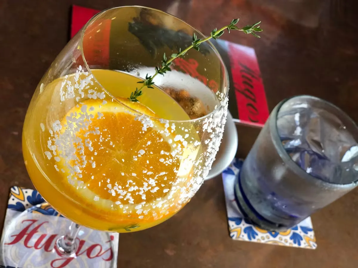 Hugo's — photo 33