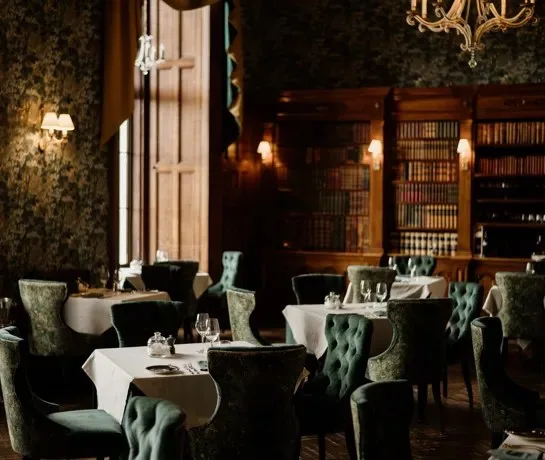 Emerald Restaurant — atmosphere