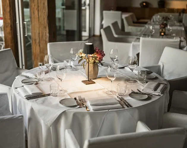 Restaurant Weißer Hirsch — photo 86