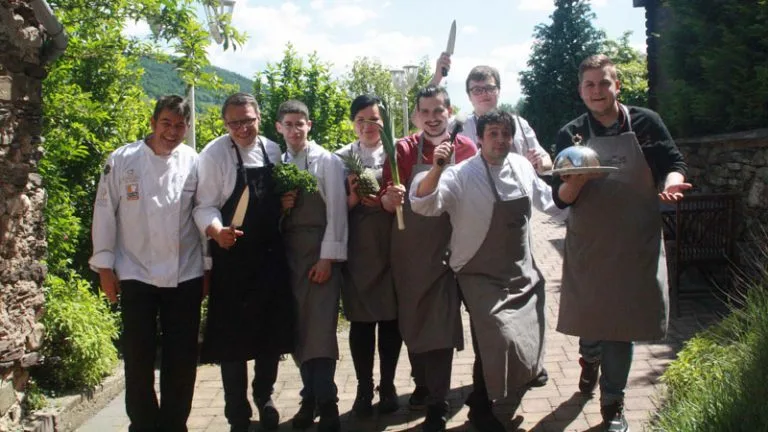 Villa's Wine & Dine — kitchen