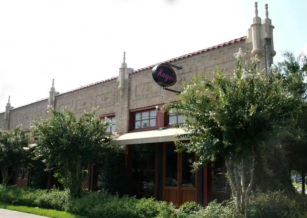 Hugo's — photo 36