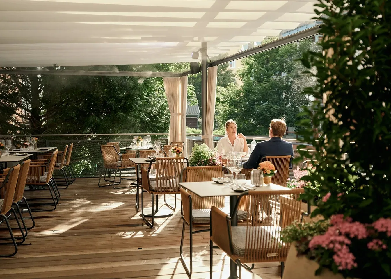 Ludwigs Restaurant &amp; Café — photo 34