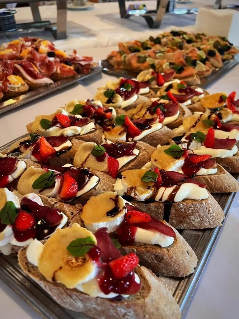 Attila-Čunovská csárda — food