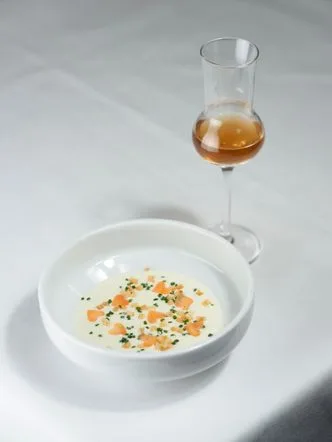 Hausbar — food