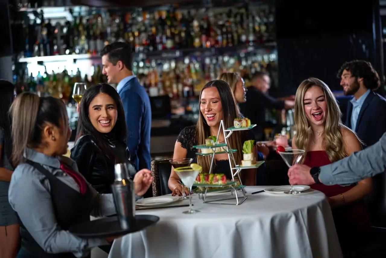 Mastro's Steakhouse — atmosphere