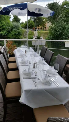 Restaurantschiff Capt’n Schillow — atmosphere