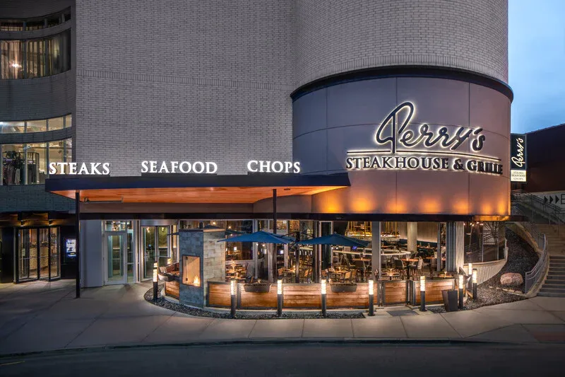 Perry's Steakhouse & Grille — photo 32