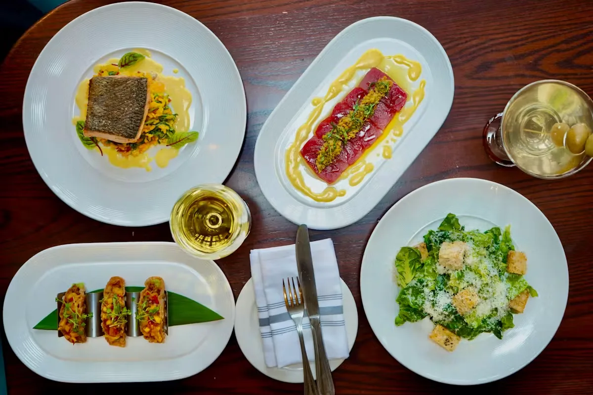 Mirabelle Restaurant & Tavern — photo 13
