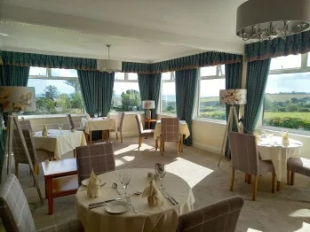 Trelawne Hotel — atmosphere