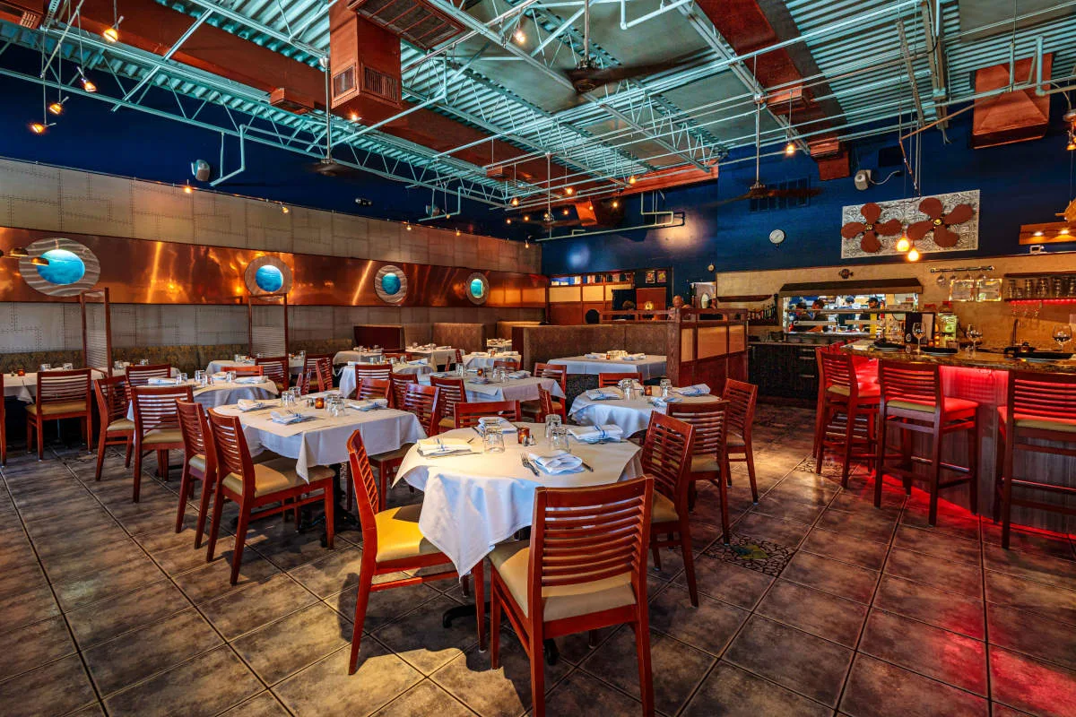 USS Nemo Restaurant, Naples