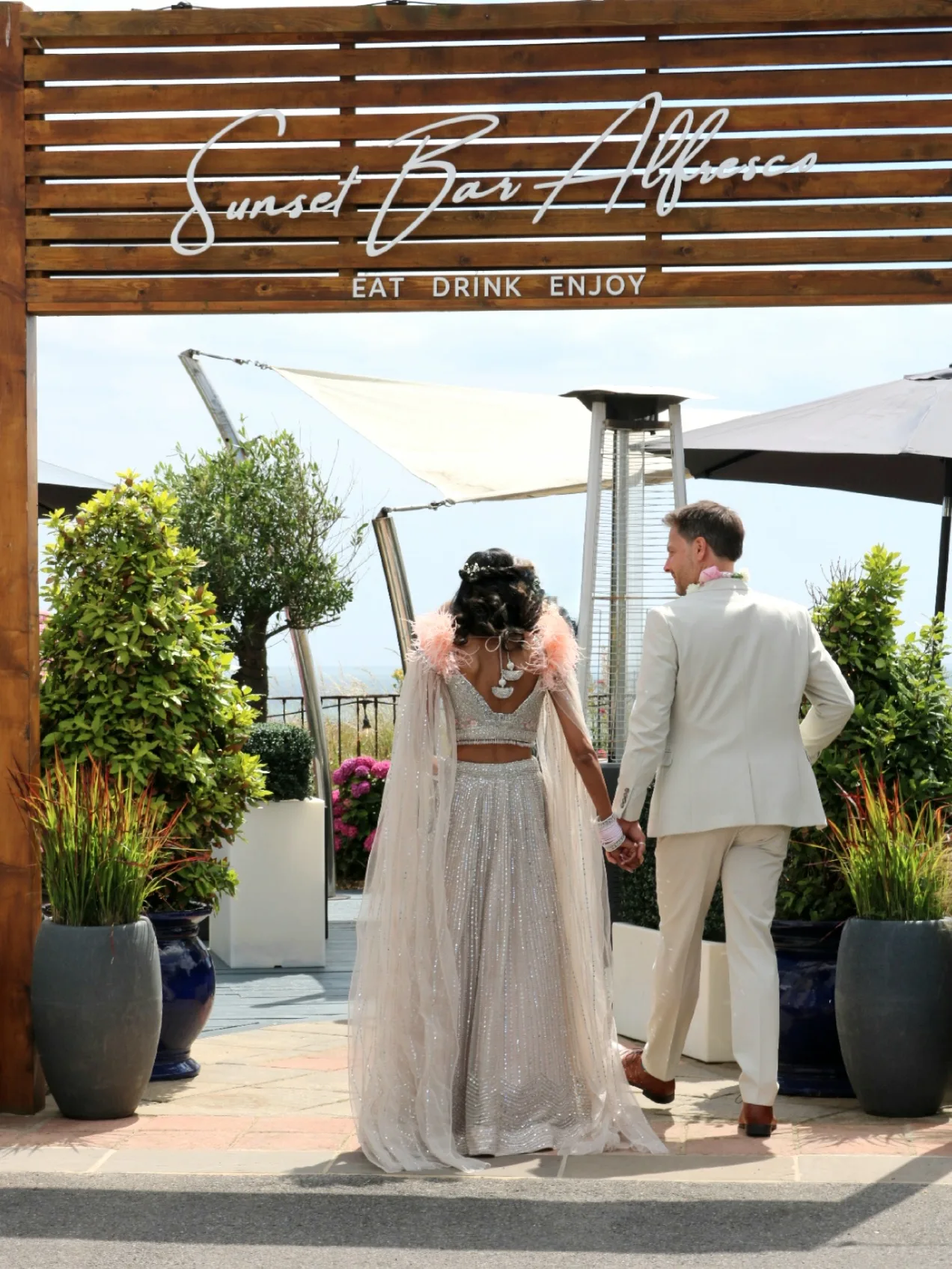 Pebble Beach Restaurant & Sunset Bar — photo 10