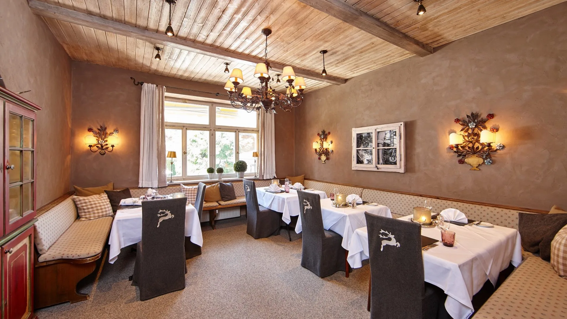 Staudachers Restaurant — photo 36