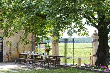 La Chapelle de Guiraud — atmosphere