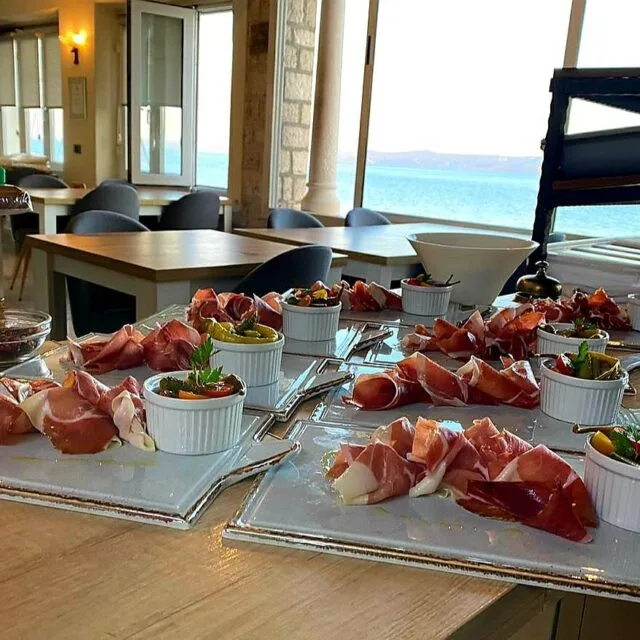 Taverna Riva — photo 81
