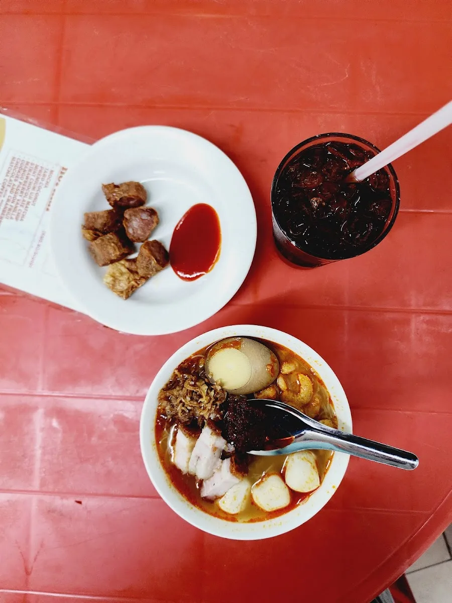 Green House Prawn Mee & Loh Mee (223 Jalan Burma) — photo 10