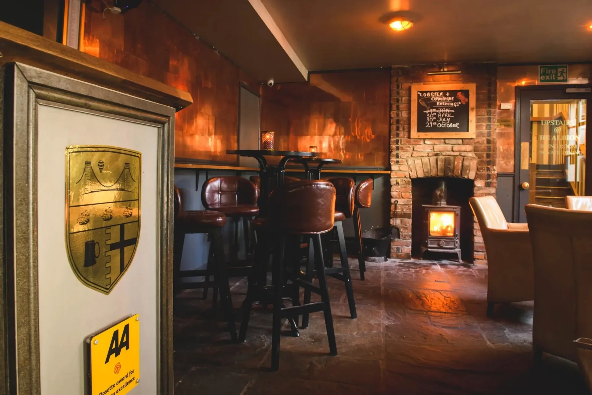 Upstairs @ The Albion — photo 31