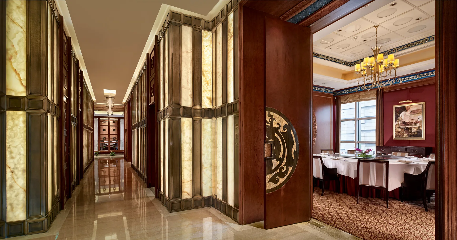 Lai Heen Restaurant — photo 4