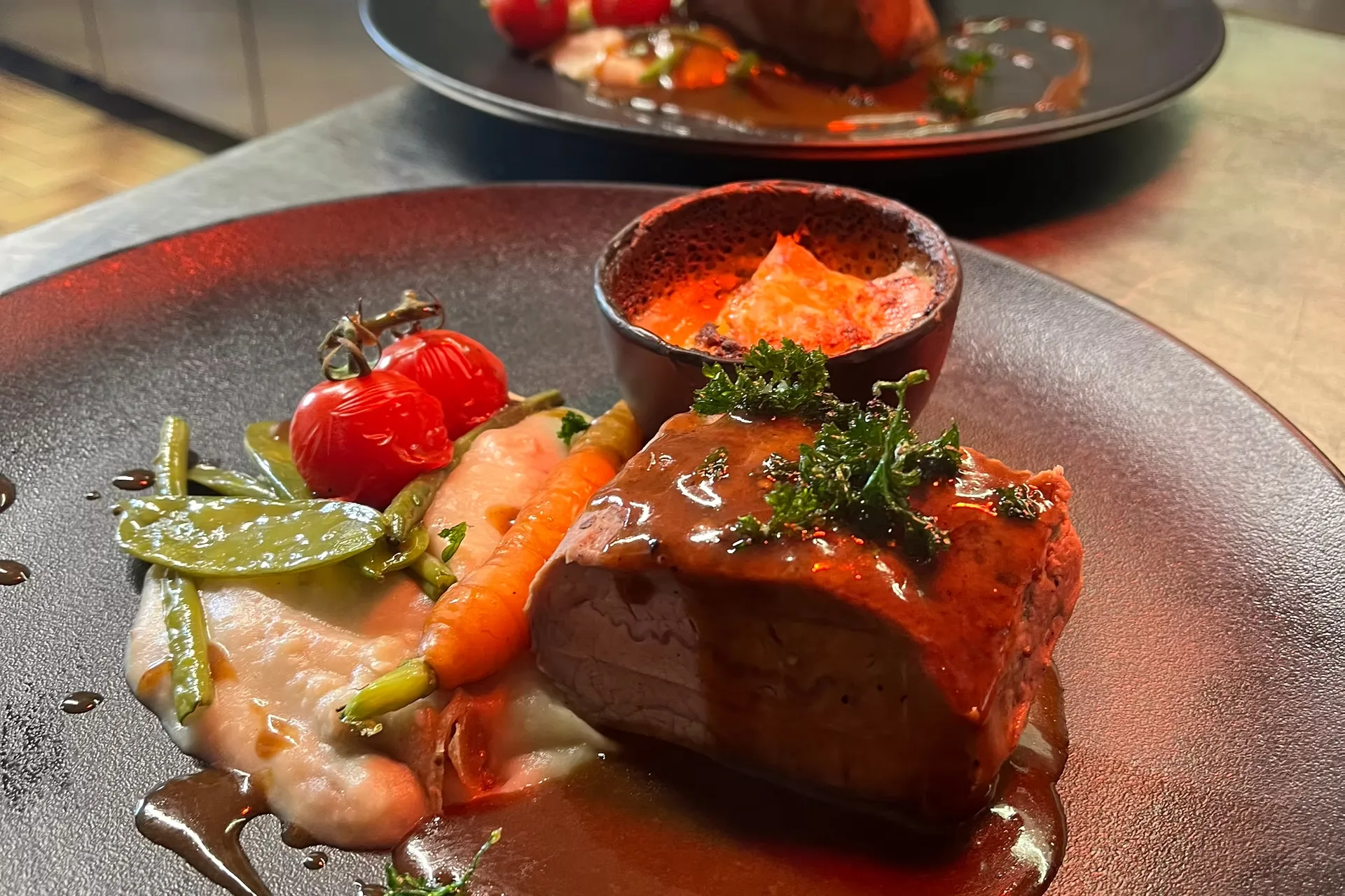 Le Chamagnon — food
