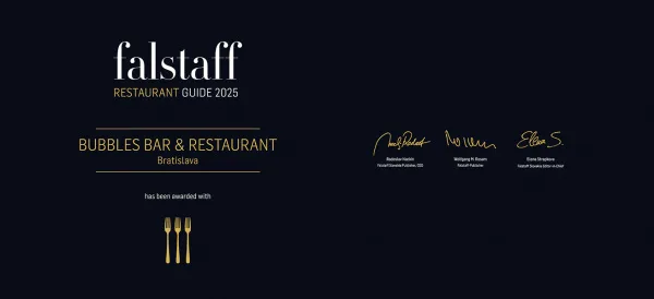 Bubbles Bar & Restaurant — atmosphere