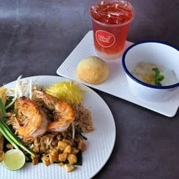 Pad Thai Bua Dang — photo 30