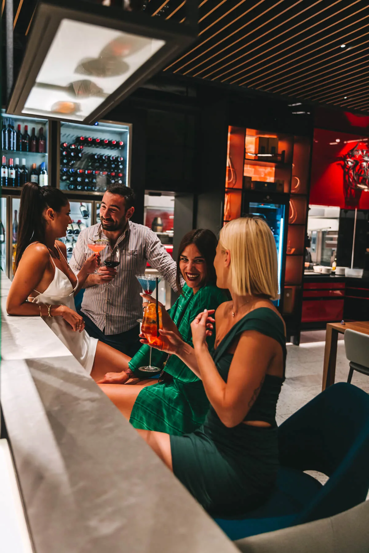 EZZA Steak & Coktail Bar — photo 15