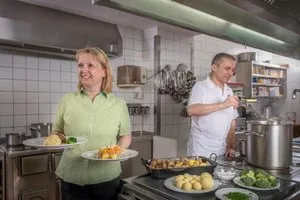 Schwarz — kitchen
