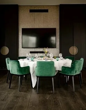 Noble Kitchen — atmosphere