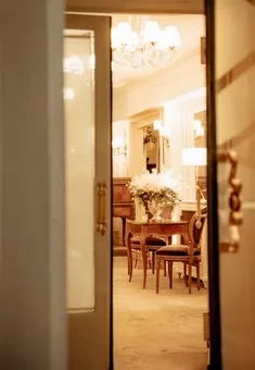 Lasserre, Paris