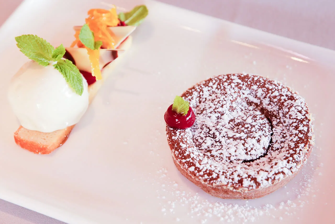Robert Restaurant — photo 13