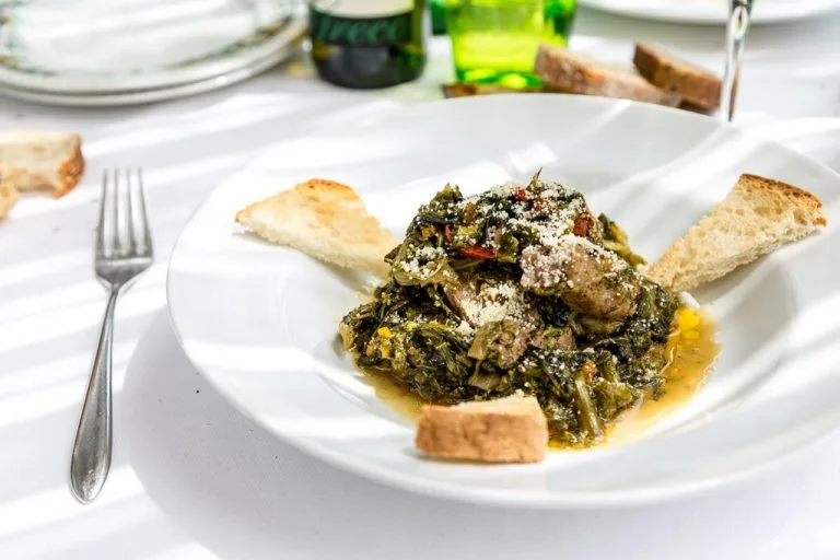 Lo Stuzzichino — food