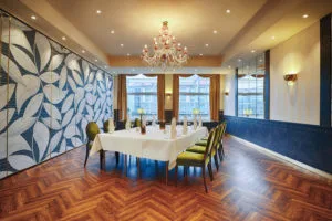 Opera Restaurant &amp; Lounge — photo 6