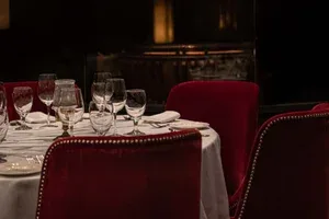 Caesar's Steak House — atmosphere