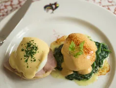 Brennan's Restaurant — food