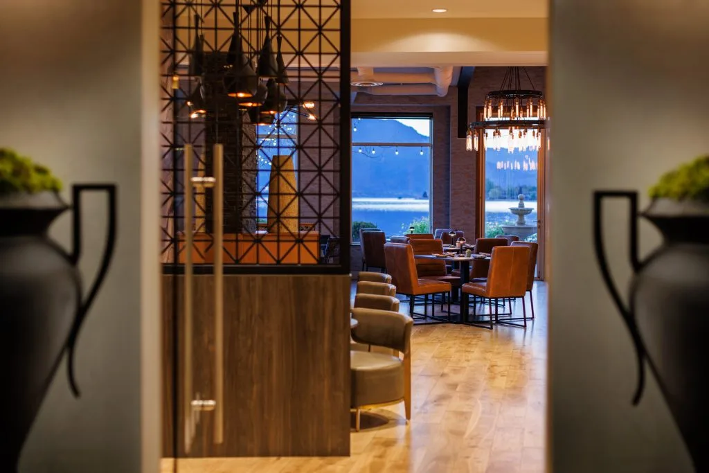 Maestro's Mediterranean — atmosphere