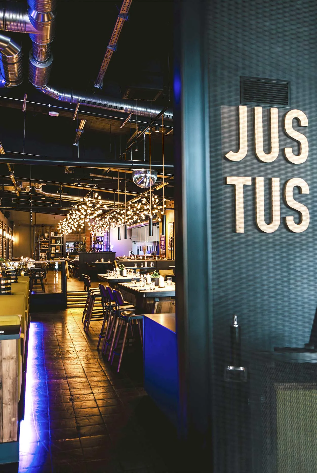 Justus Restaurant — photo 12