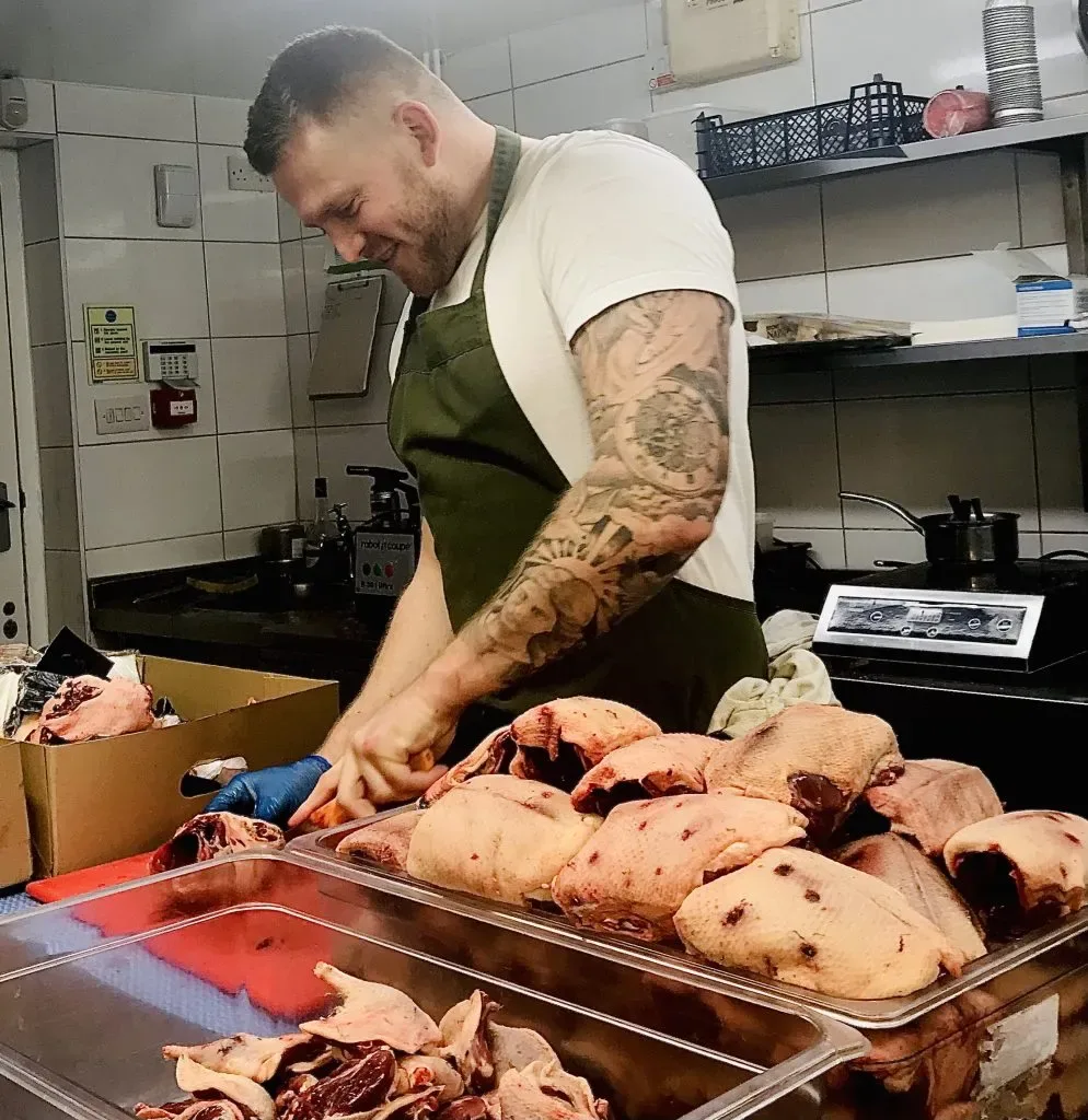 The Unruly Pig — photo 107
