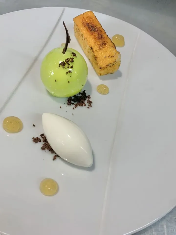 Relais de l'Abbaye — food